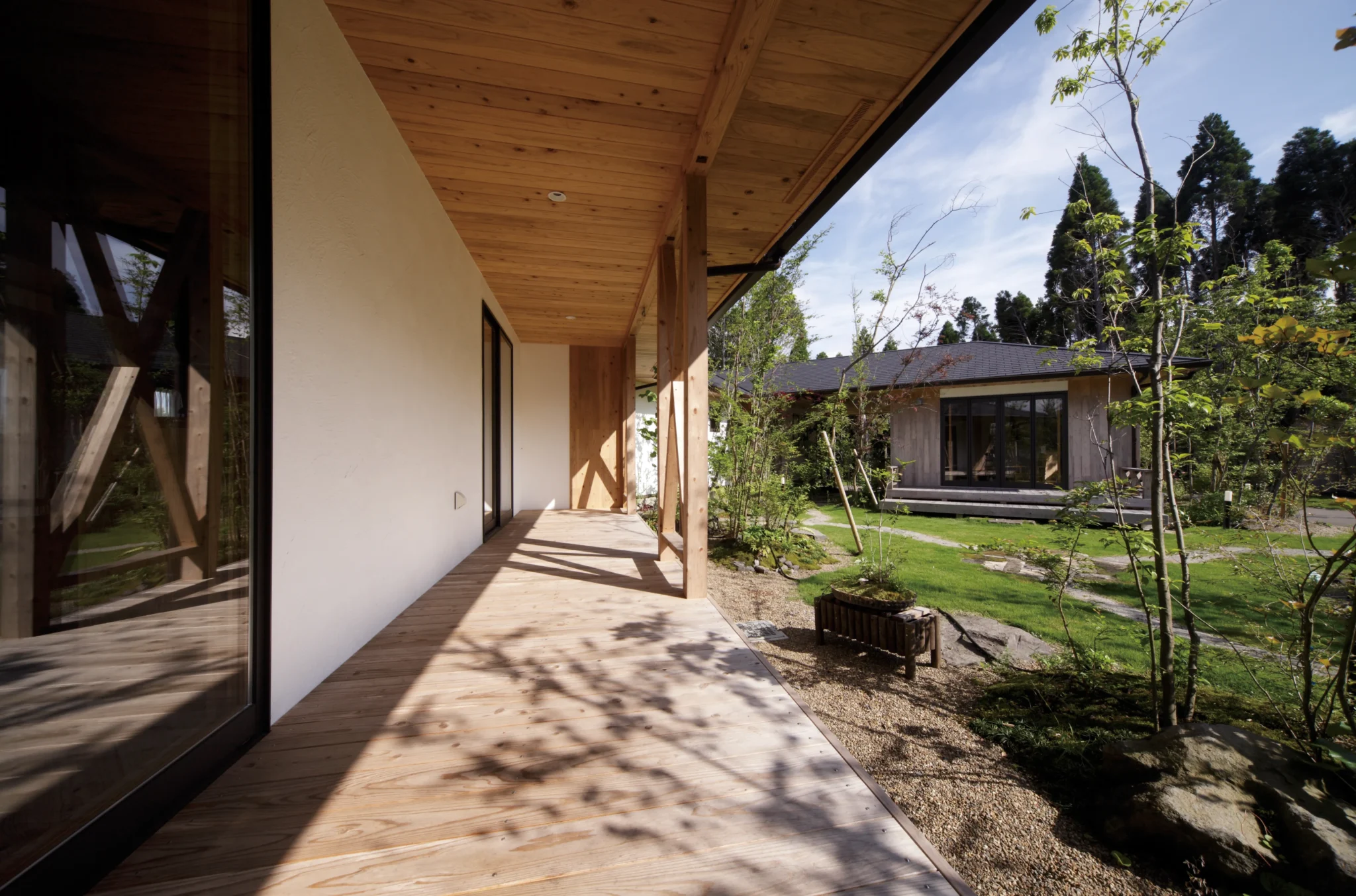 Acoustic Aging timber house and tea room